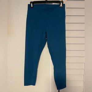 Lululemon Wunder Train High Rise Tight 25” in blue